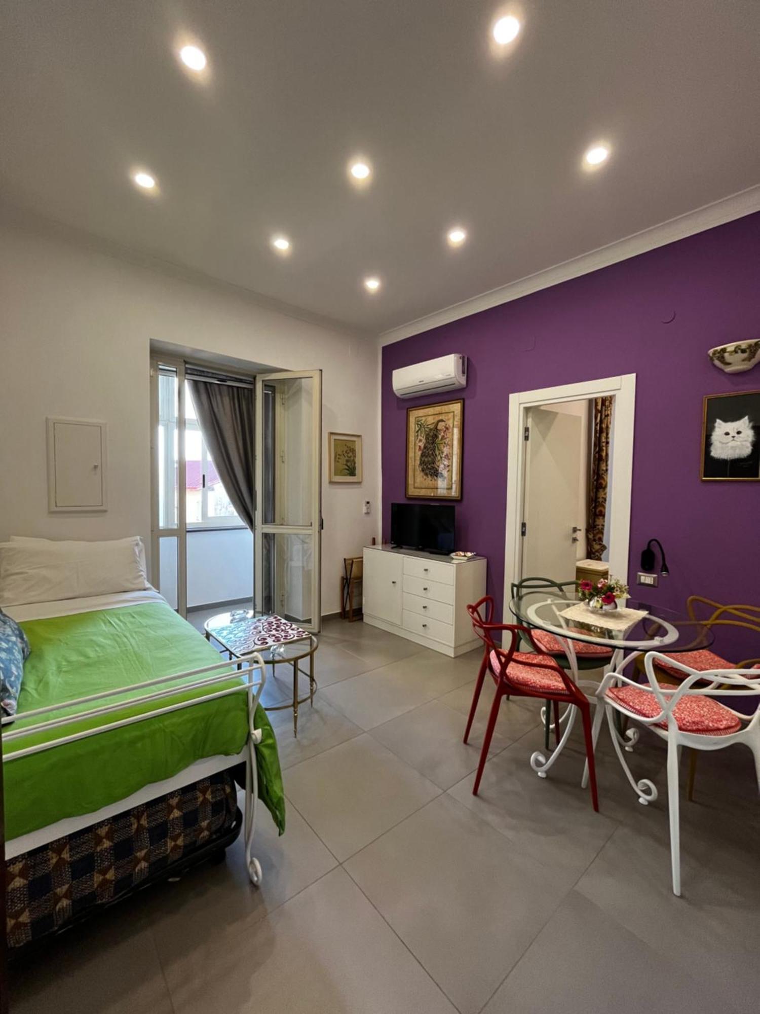 In Pieno Centro Storico - La Casa Di Anna * Napoli